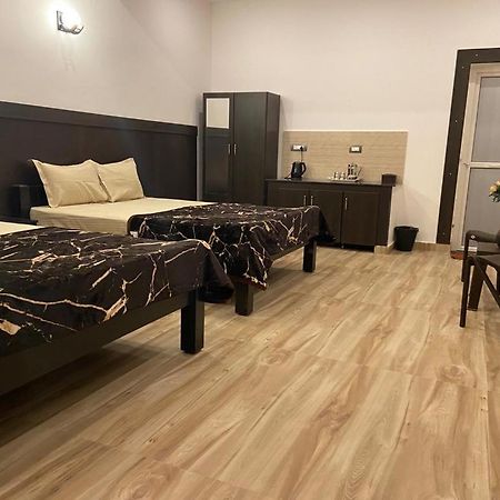 Rr Holiday Inn Kodaikanal Ngoại thất bức ảnh