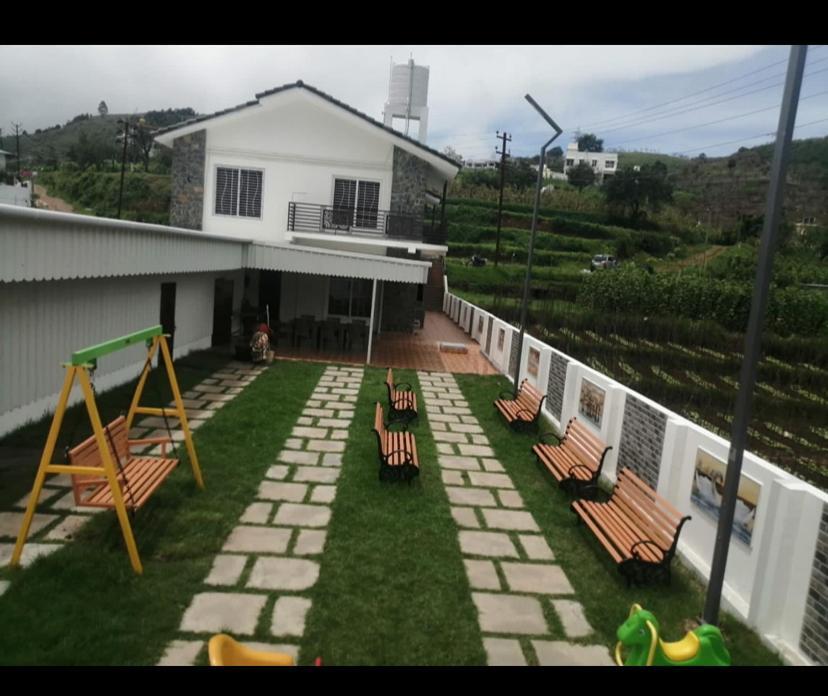 Rr Holiday Inn Kodaikanal Ngoại thất bức ảnh